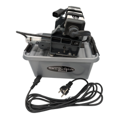 skidvalla.se Snowglide Rhombus electric ski edge sharpener with CBN stone, power adapter, and grey storage case.